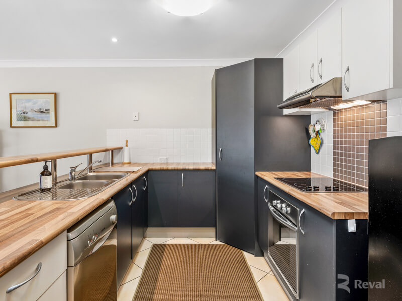 1/12 Mailey Street Mansfield QLD 4122, Mansfield - Thumbnail 2