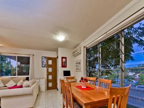 1 Tivela St Mansfield QLD 4122, Mansfield - Thumbnail 5
