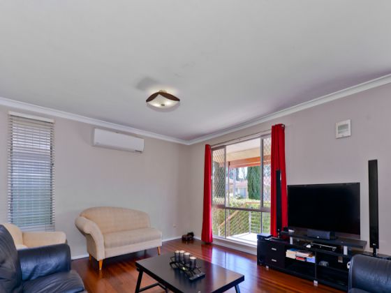 10 Jonathan St Macgregor 4109, Macgregor - Thumbnail 2