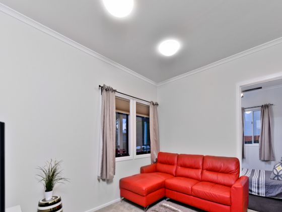 144 Marshall Rd Holland Park West QLD 4121, West - Thumbnail 6