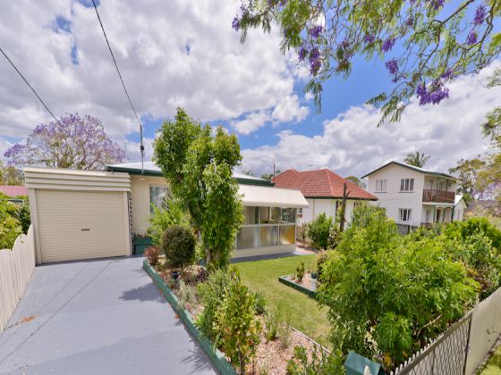 15 Watford St Upper Mount Gravatt QLD 4122, Upper Mount Gravatt - Image 1