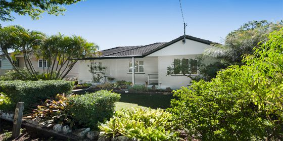 18 Kurts Street Holland Park West QLD 4121, West - Thumbnail 4