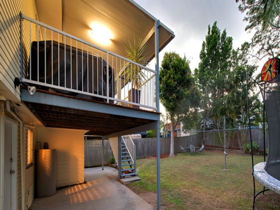 16 Togar Street Manfield QLD 4122, Mansfield - Thumbnail 7