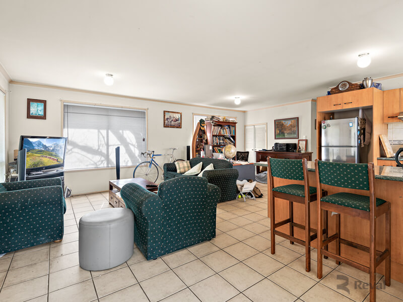 properties Image