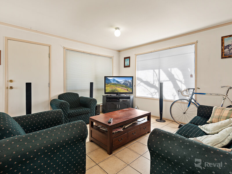 properties Image
