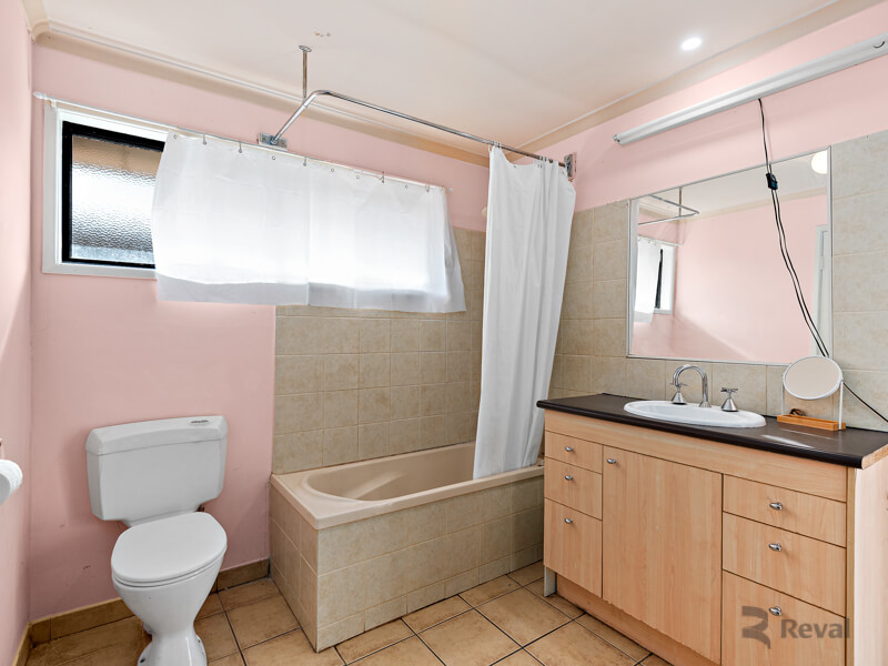 properties Image