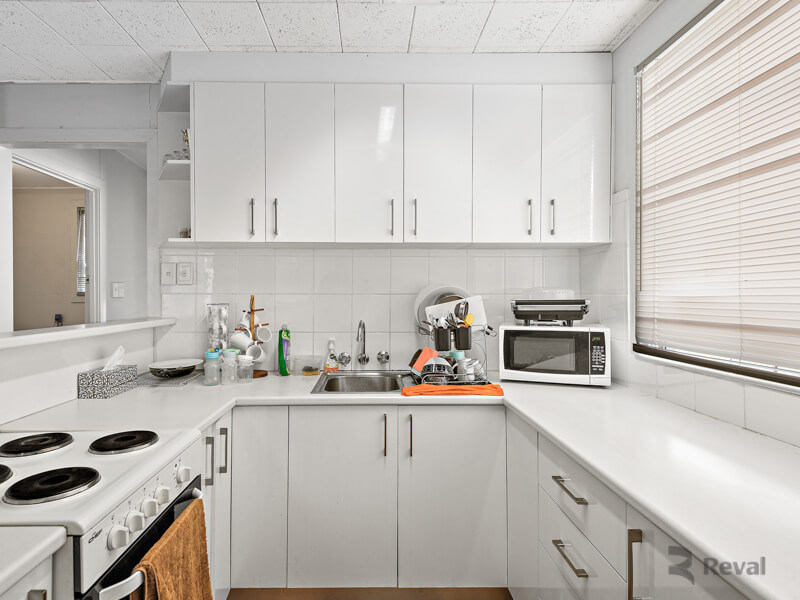 properties Image