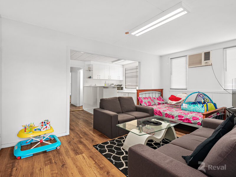 properties Image