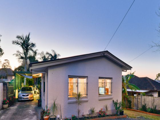 427 Newnham Rd Upper Mount Gravatt QLD 4122, Upper Mount Gravatt - Image 1