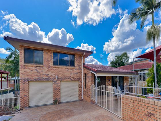 44 Fairlawn St Nathan QLD 4111, Nathan - Image 1