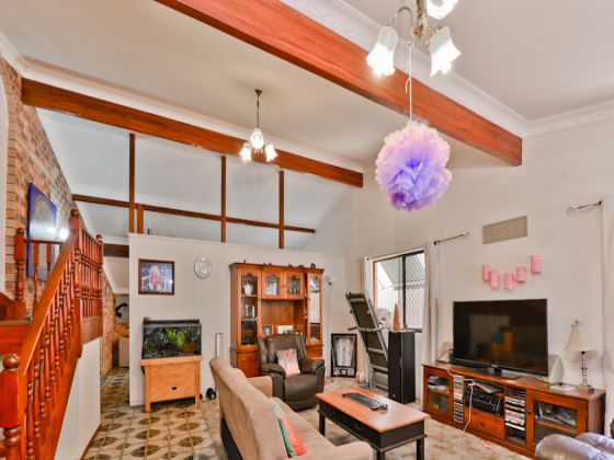 44 Fairlawn St Nathan QLD 4111, Nathan - Thumbnail 2