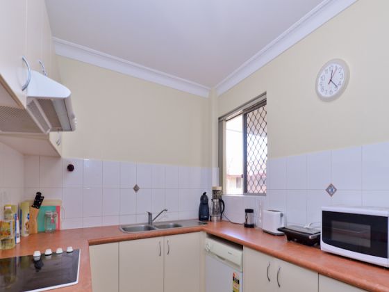 5/2 Honeysuckle St Mansfield QLD 4122, Mansfield - Thumbnail 5