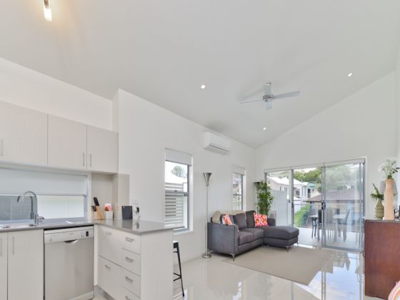 5/42 Latimer St Holland Park QLD 4121, 5/42 Latimer St Holland Park - Thumbnail 4