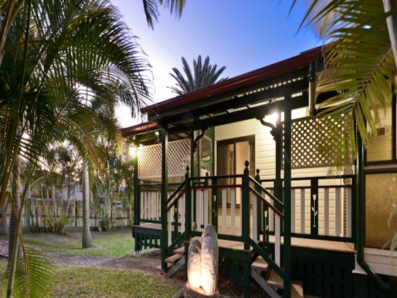 68 Wemvern St Upper Mount Gravatt QLD 4122, Upper Mount Gravatt - Image 1