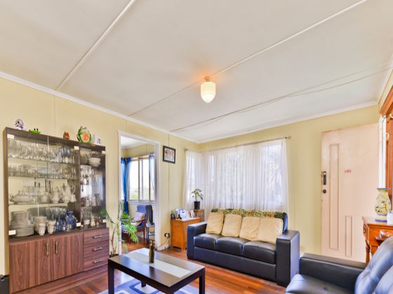 75 Wemvern St Upper Mount Gravatt QLD 4122, Upper Mount Gravatt - Thumbnail 2