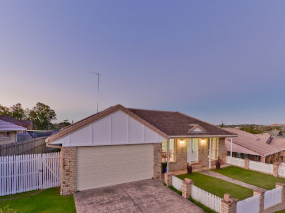 8 Hurlstone St Wishart QLD 4122, Wishart - Thumbnail 4
