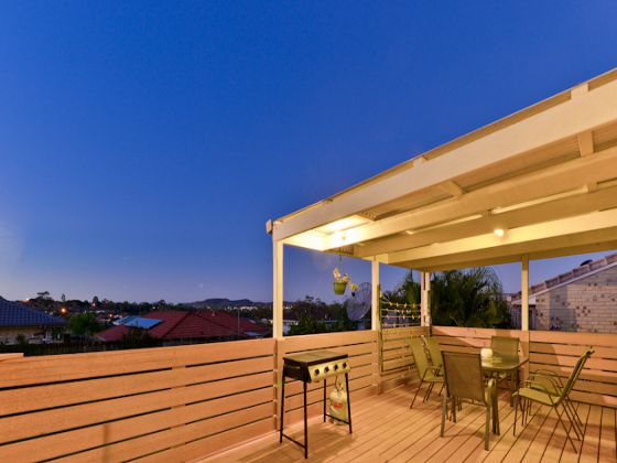 8 Hurlstone St Wishart QLD 4122, Wishart - Thumbnail 2