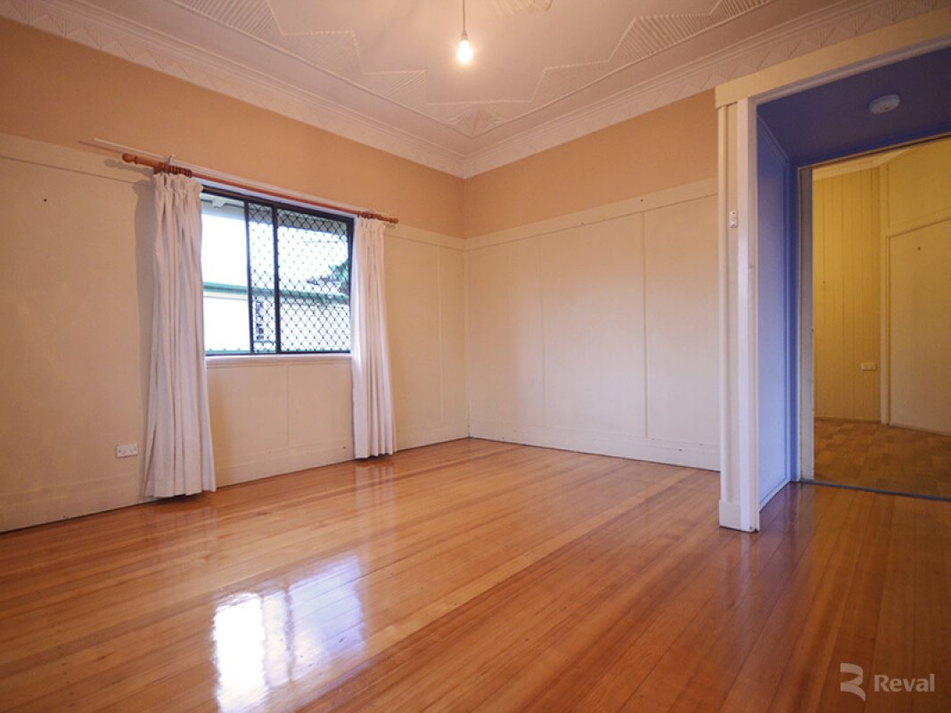 properties Image